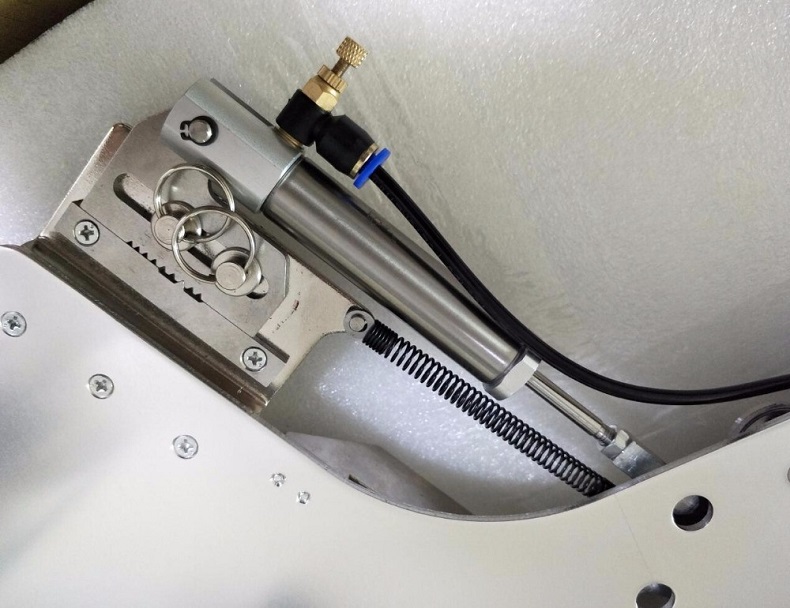 Standard Yamaha Pneumatic Feeder (32mm) for SMT Pick and Place Machine CL Feeder 32mm