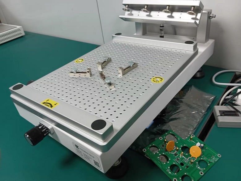 High Precision 4532 Stencil Printer SMT Manual Solder Paste Printer, Hydraulic Cylinder Screen Printing Table, updated from 3040