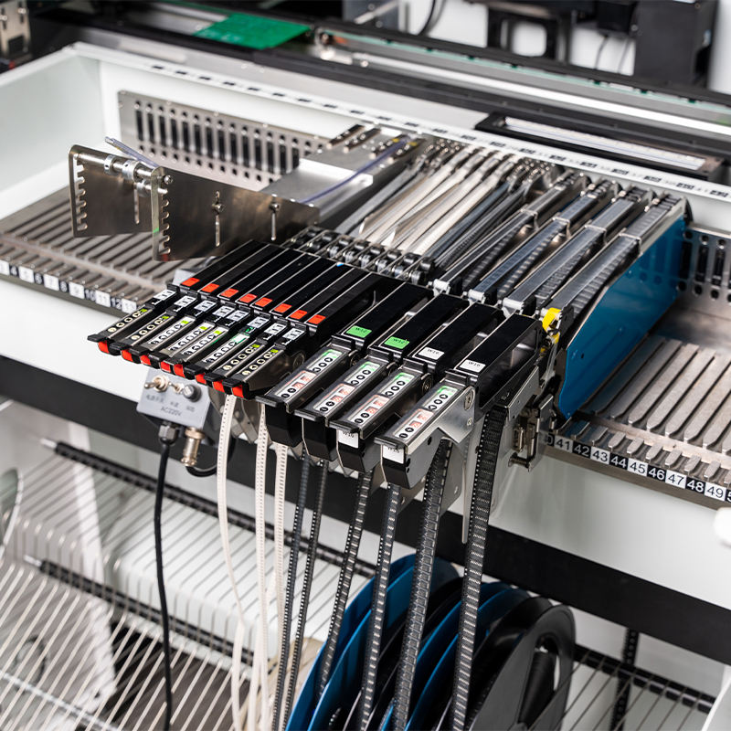 High Speed High Stability 10 Heads 100 Feeders Charmhigh TS10 SMD SMT Pick and Place Machine, Large PCB Assembly Line CPK≥1.0